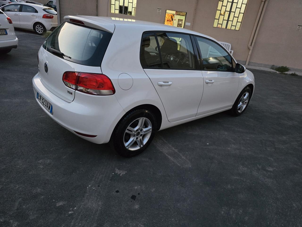 Volkswagen Golf 1.6 TDI DPF 5p. 2012