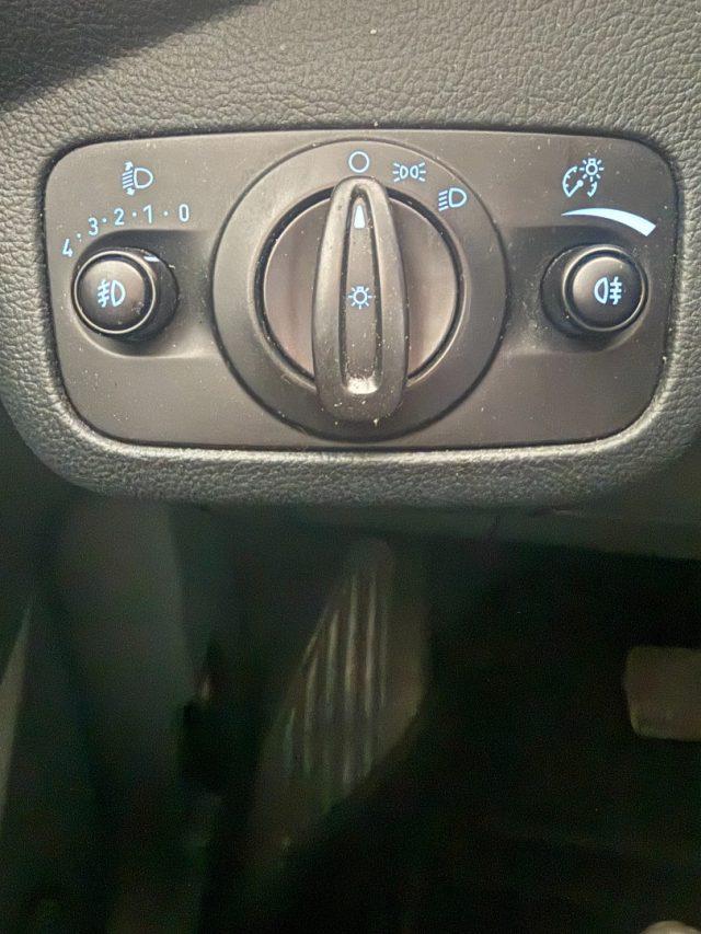 FORD C-Max 2.0 TDCi 115CV Powershift Titanium