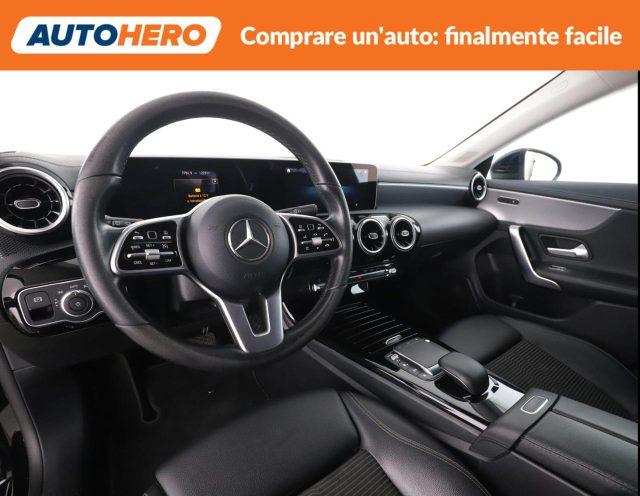 MERCEDES-BENZ CLA 180 Automatic Shooting Brake Sport