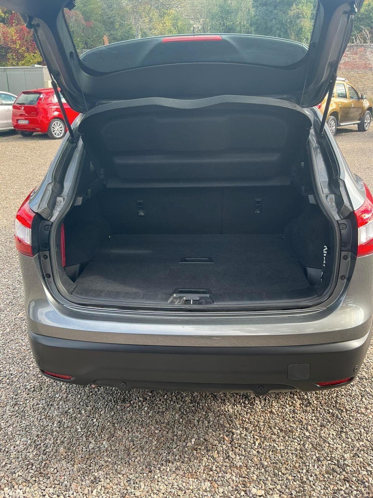 Nissan Qashqai 1.5 dCi N-Vision