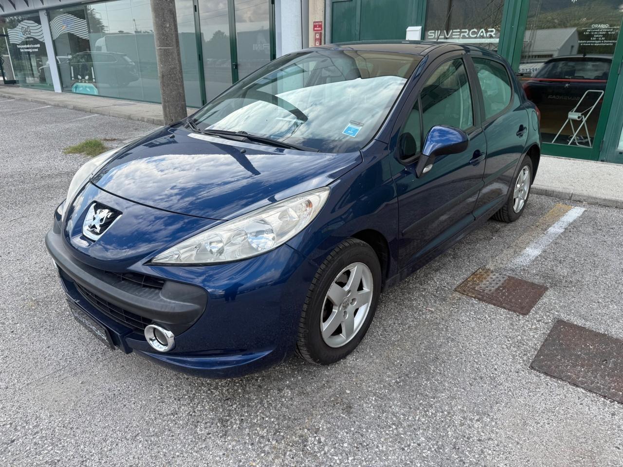 Peugeot 207 - 1.4 5p.