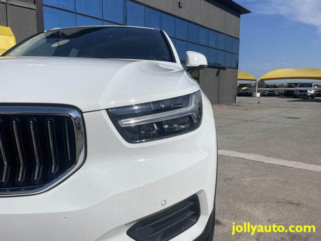 VOLVO XC40 T4 Recharge Plug-in Hybrid Inscription Expression