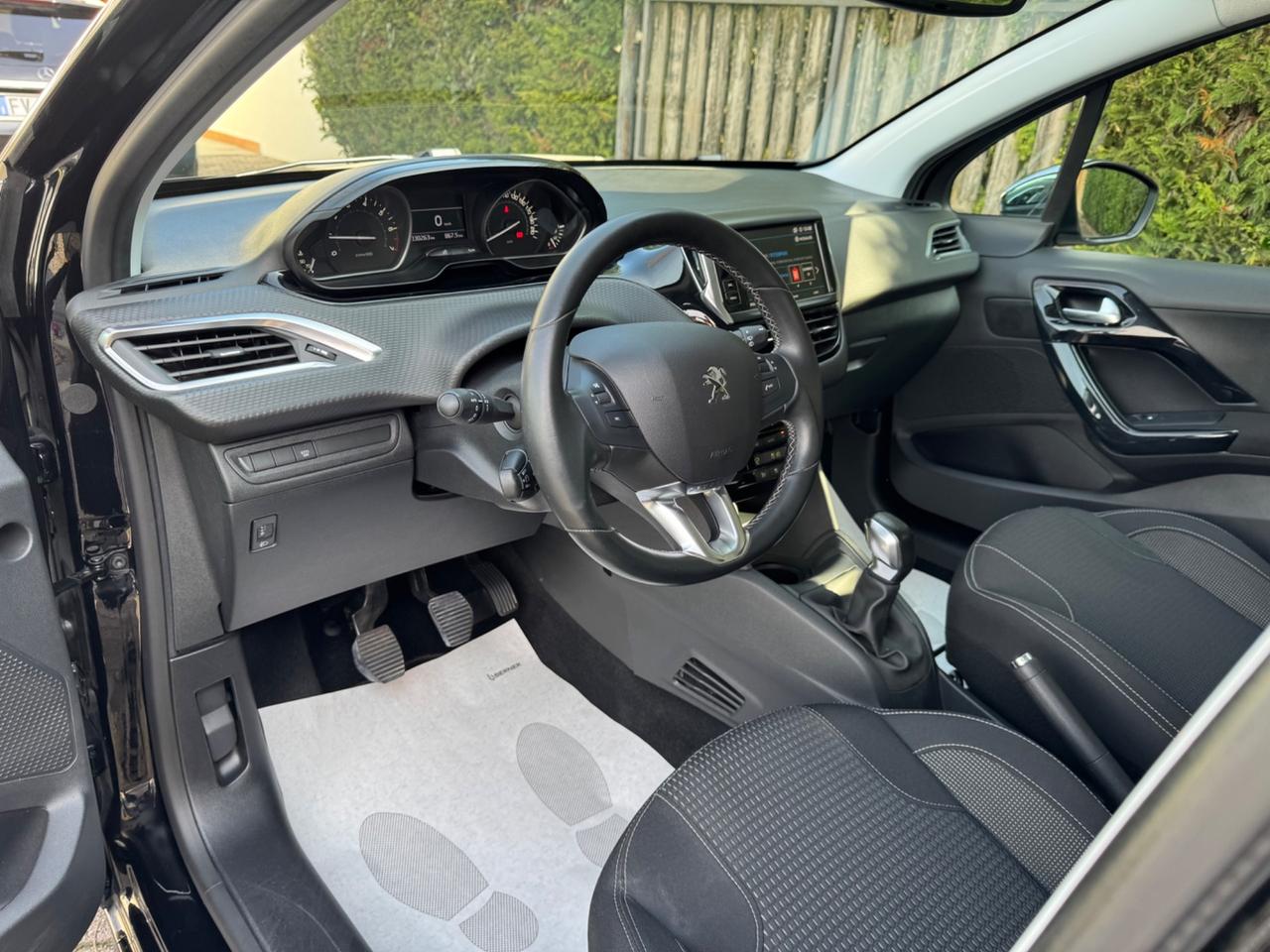 Peugeot 208 PureTech 82 Stop&Start 5 porte Allure