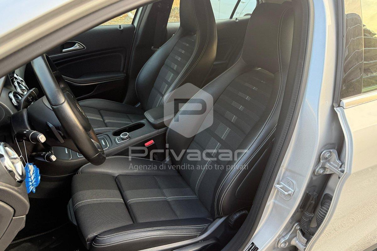 MERCEDES GLA 200 d Automatic Sport