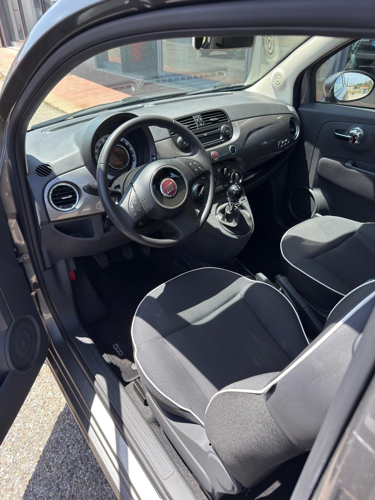 Fiat 500 1.2 Lounge my14" 38000km