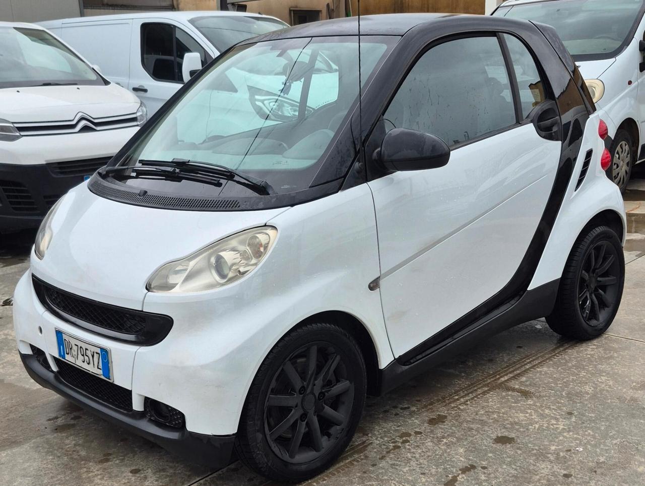 Smart ForTwo 1000 52 kW coupé passion