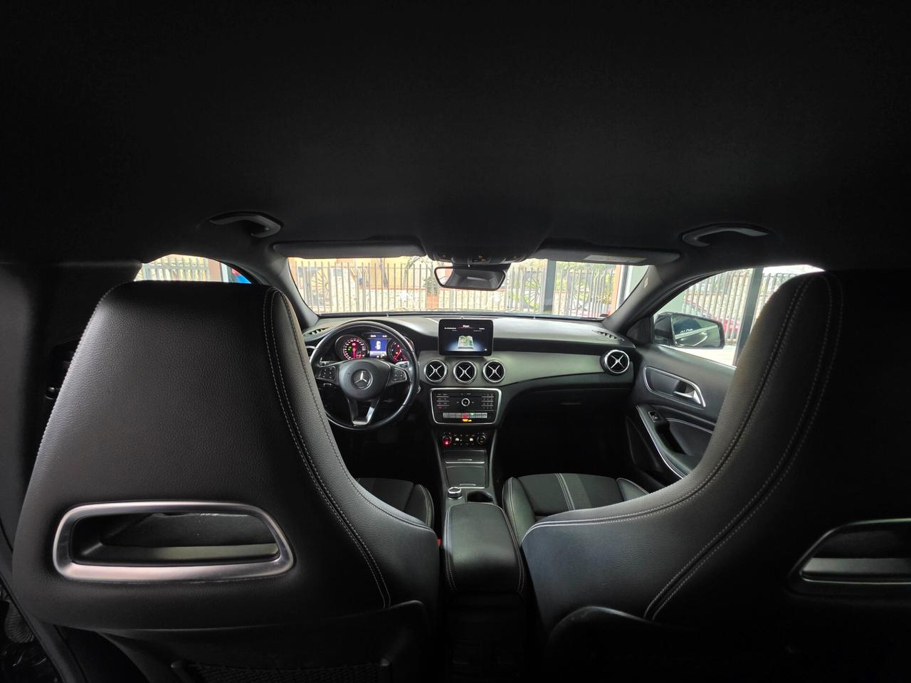 Mercedes-benz GLA 200d Automatic 4Matic Sport