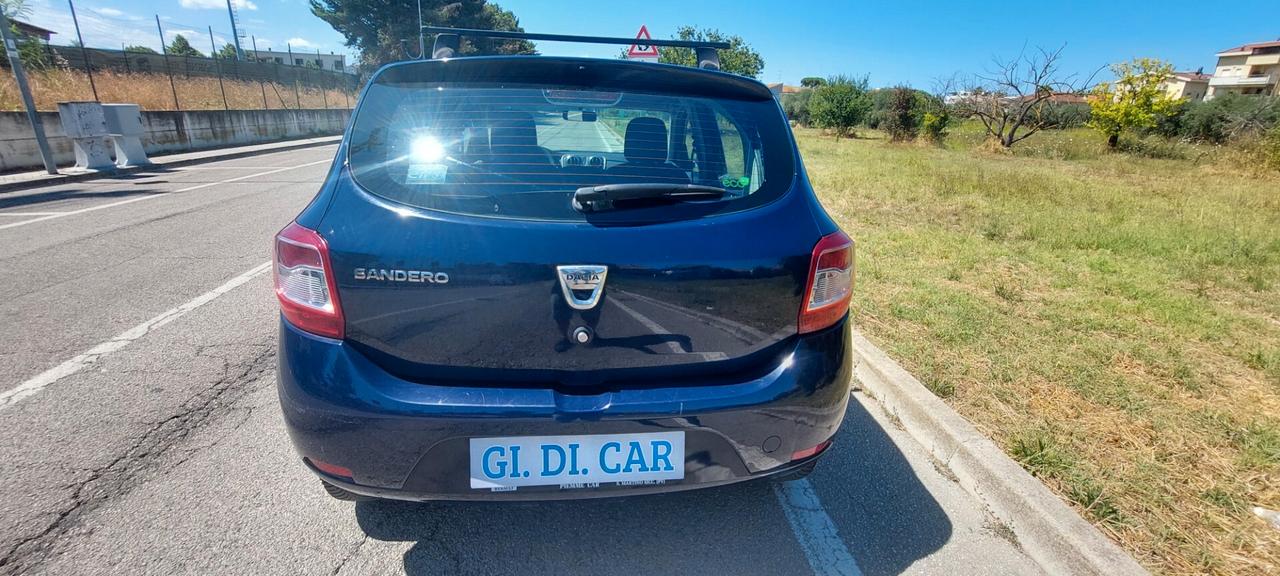DACIA SANDERO 1,5 DIESEL X NEOPATENTATI 75 CV GOMME NUOVE IMPECCABILE