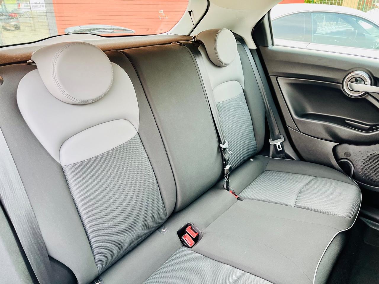 Fiat 500X con 21.365km !