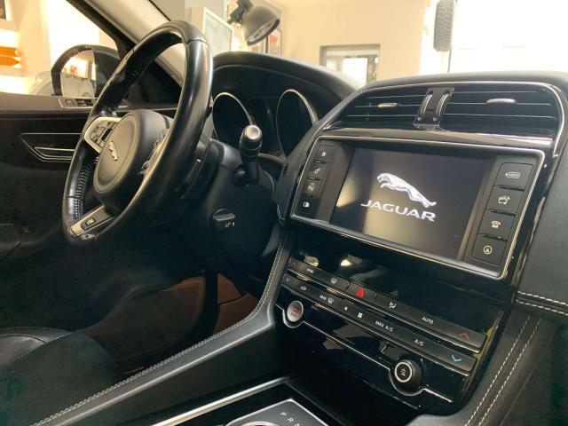Jaguar F-Pace F-Pace 2.0d R-Sport awd 180cv auto