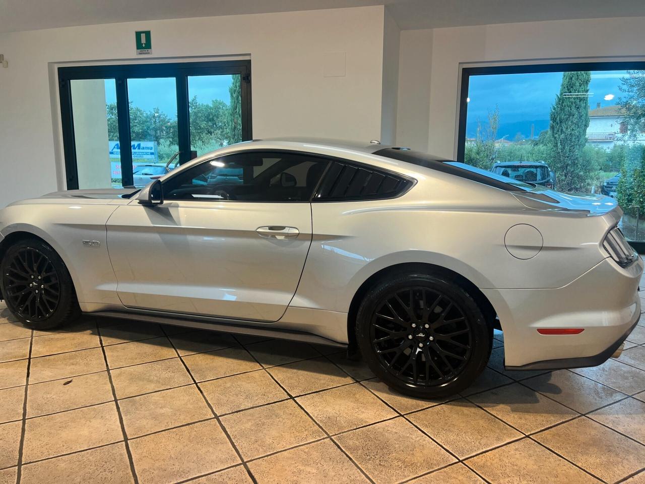 Ford Mustang Fastback 5.0 V8 TiVCT aut. GT