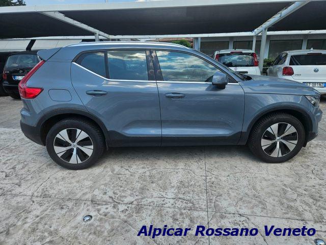 VOLVO XC40 automatico Business PLAGHIN