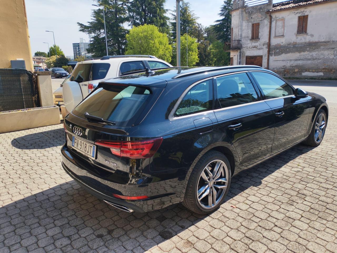 Audi A4 Avant 35 TDI S tronic Business Sport