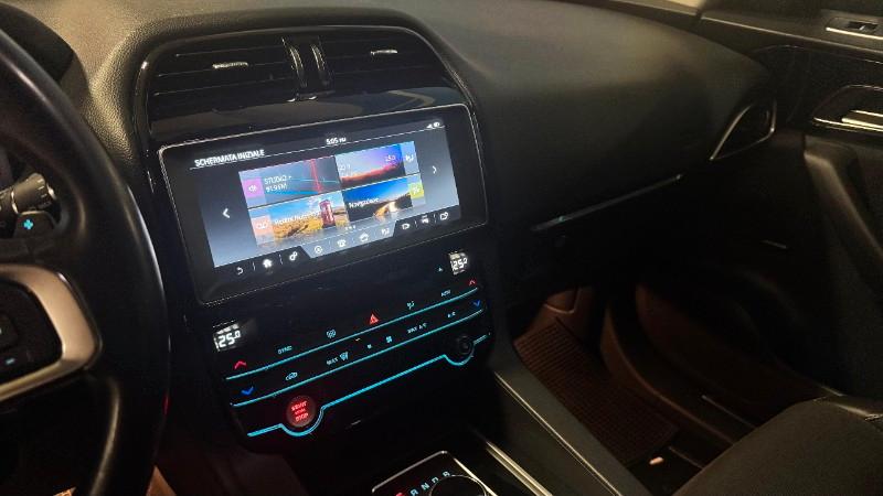 JAGUAR F-Pace (X761) F-Pace 3.0 D V6 300 ...