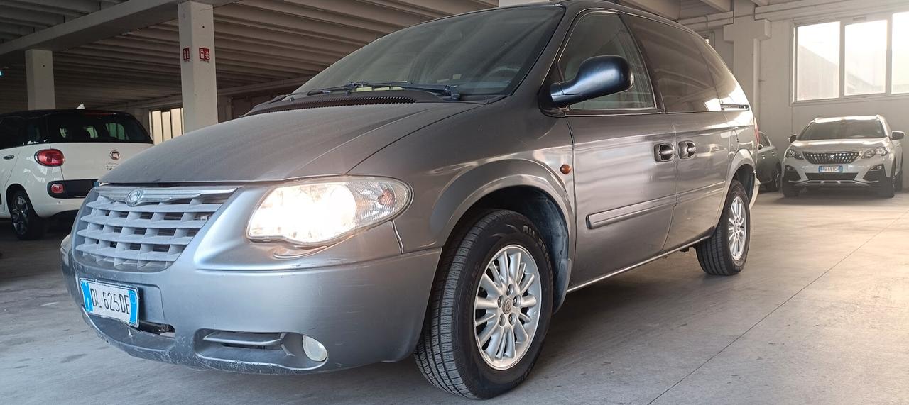 Chrysler Voyager Grand 2.8 CRD cat Limited Auto