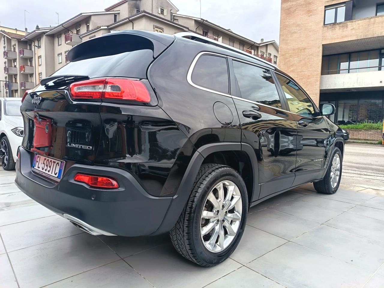 Jeep Cherokee 2.2 Mjt II 4WD Active Drive Overland