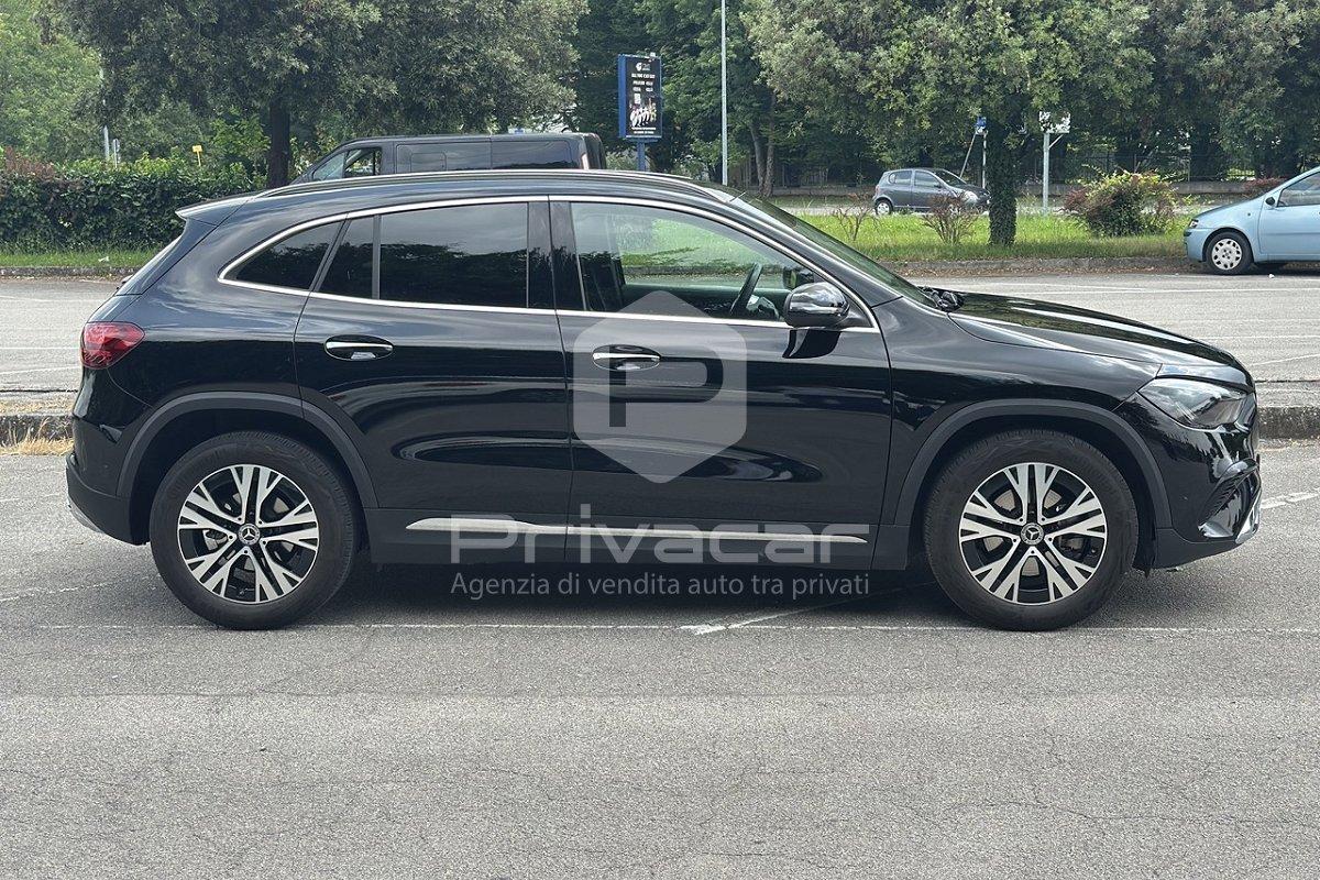 MERCEDES GLA 200 Automatic Progressive Advanced Plus