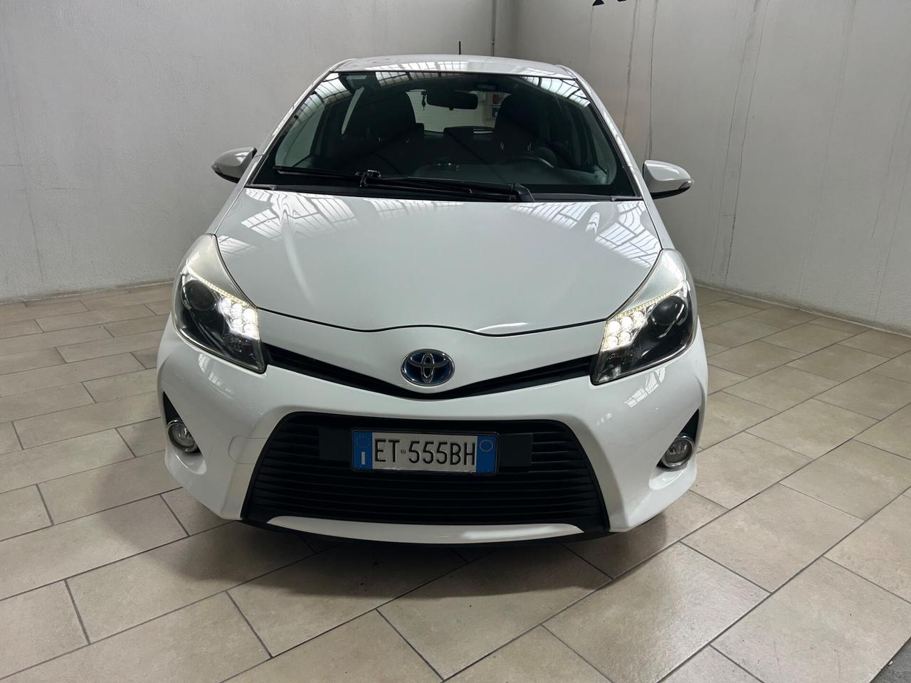 Toyota Yaris 1.5 Hybrid 5 porte Lounge