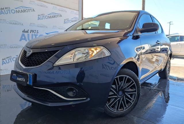 Lancia Ypsilon 1.2 Gold 69cv