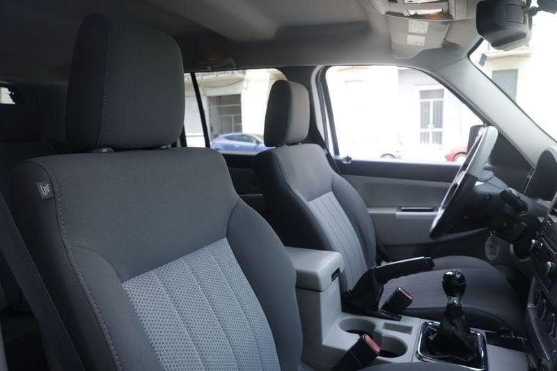 Jeep Cherokee Jeep Cherokee 2.8 CRD DPF Limited 130KW ANNO 2010