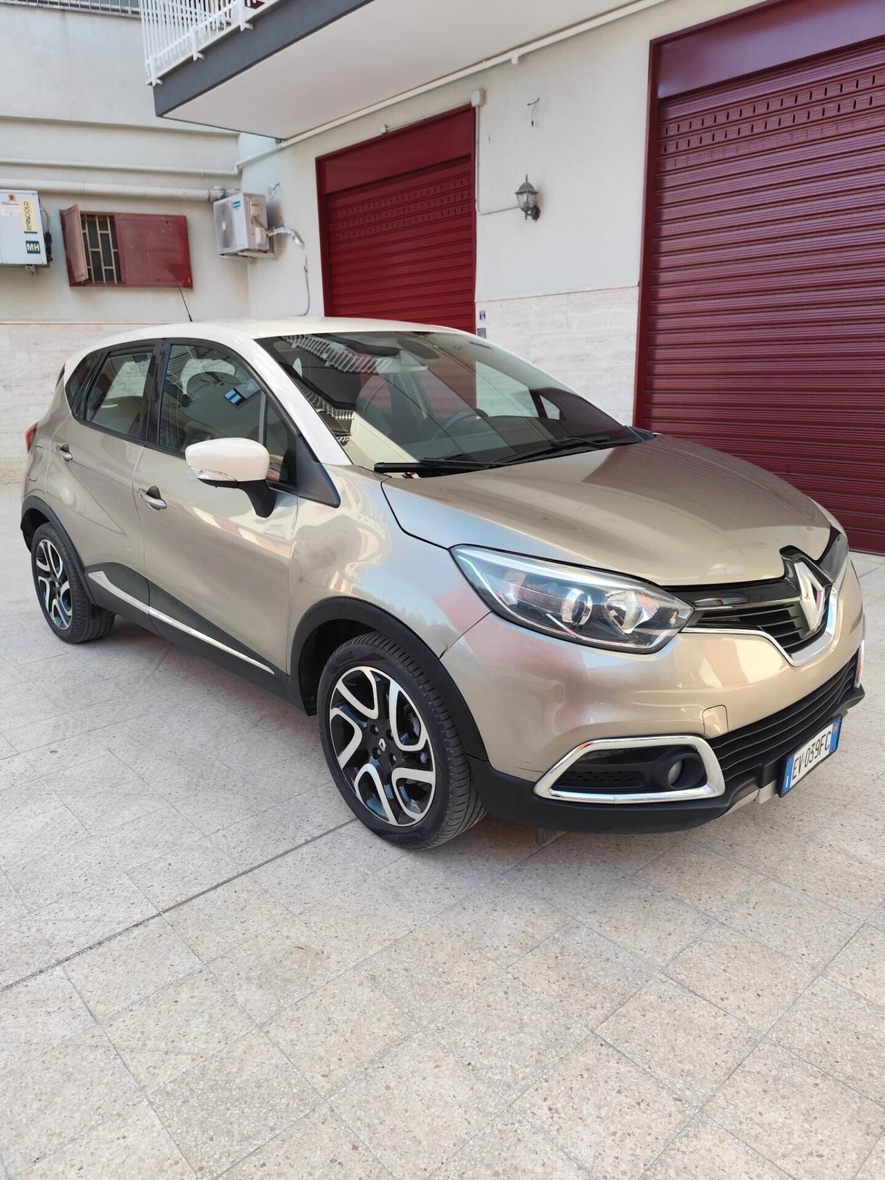 Renault Captur 1.5 dCi 8V 90 CV *GANCIO DI TRAINO*