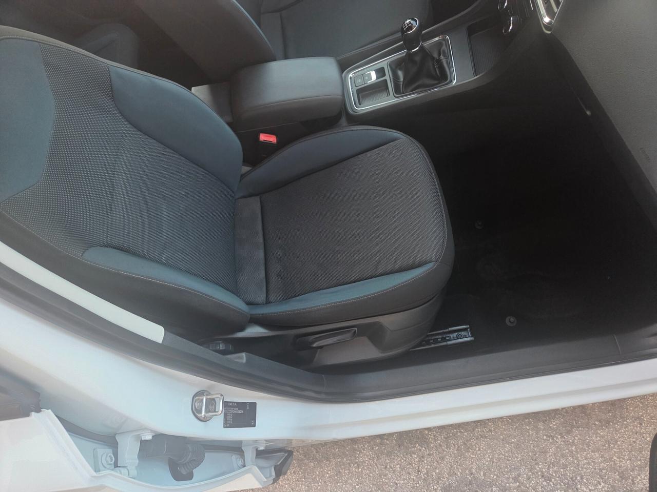 SEAT ATECA 1.6 TDI 115 CV ANNO 2016 KM CERTIF