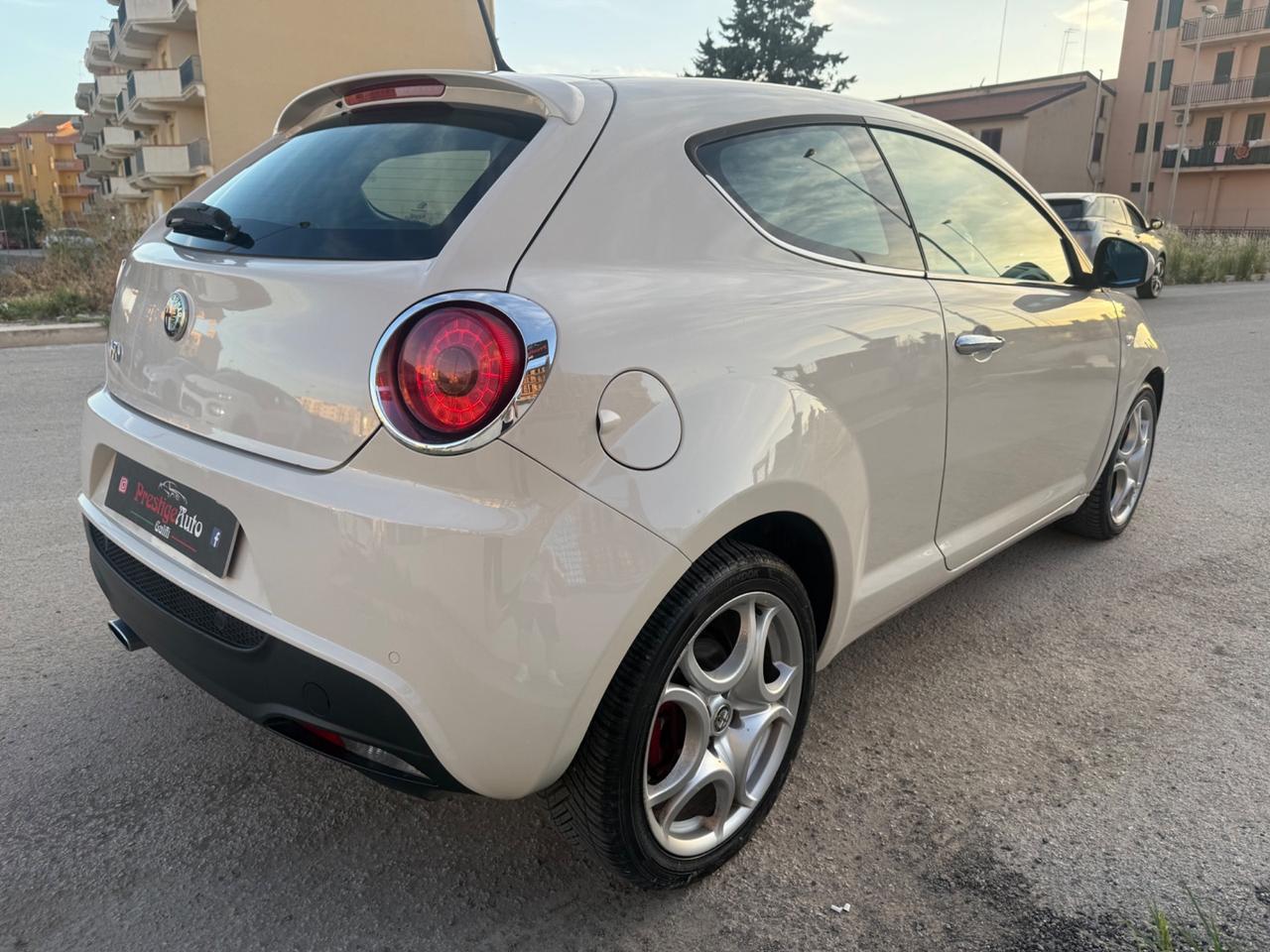 Alfa Romeo MiTo 1.3 JTDm-2 95 CV S&S Distinctive 2011