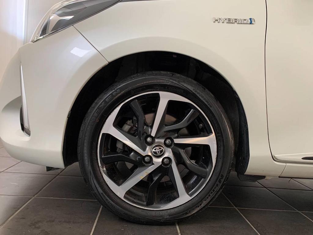 Toyota Yaris 5 Porte 1.5 VVT-i Hybrid Trend White Edition E-CVT