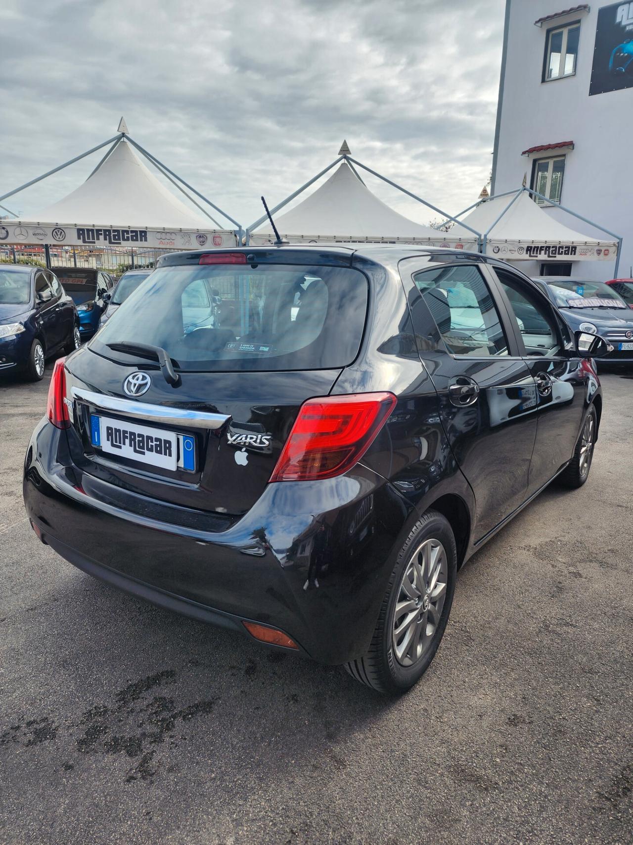 Toyota Yaris 1.4 D-4D 5 porte Lounge - 2017