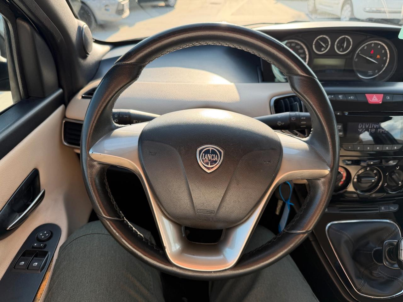 LANCIA YPSILON 2014 1.2 BENZINA 69 CV *DISTR FATTA