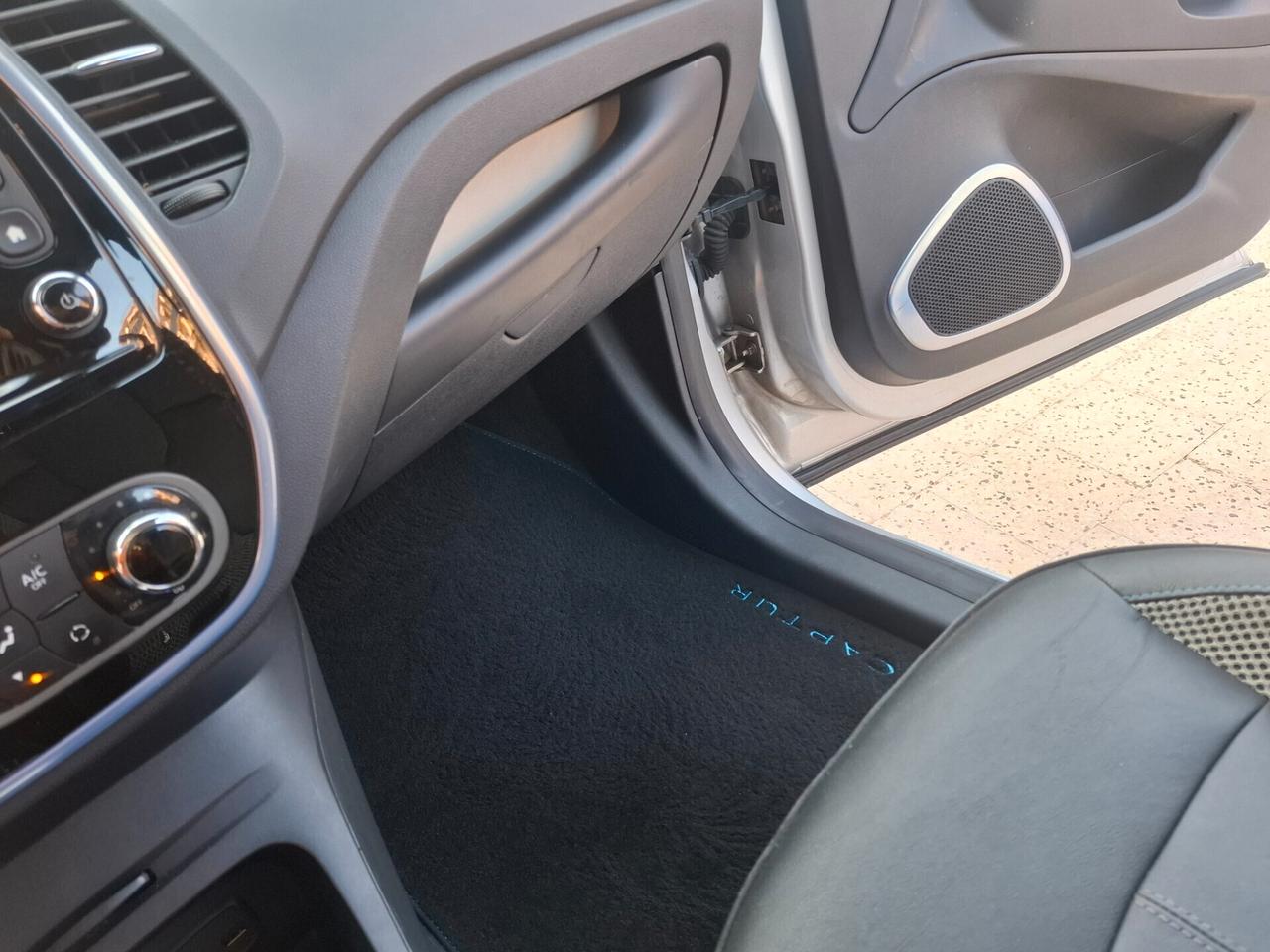 Renault Captur - 1.2 TCe Ave