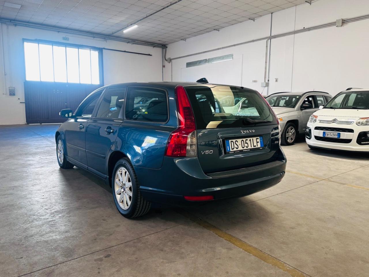 Volvo V50 2.0 D cat Momentum