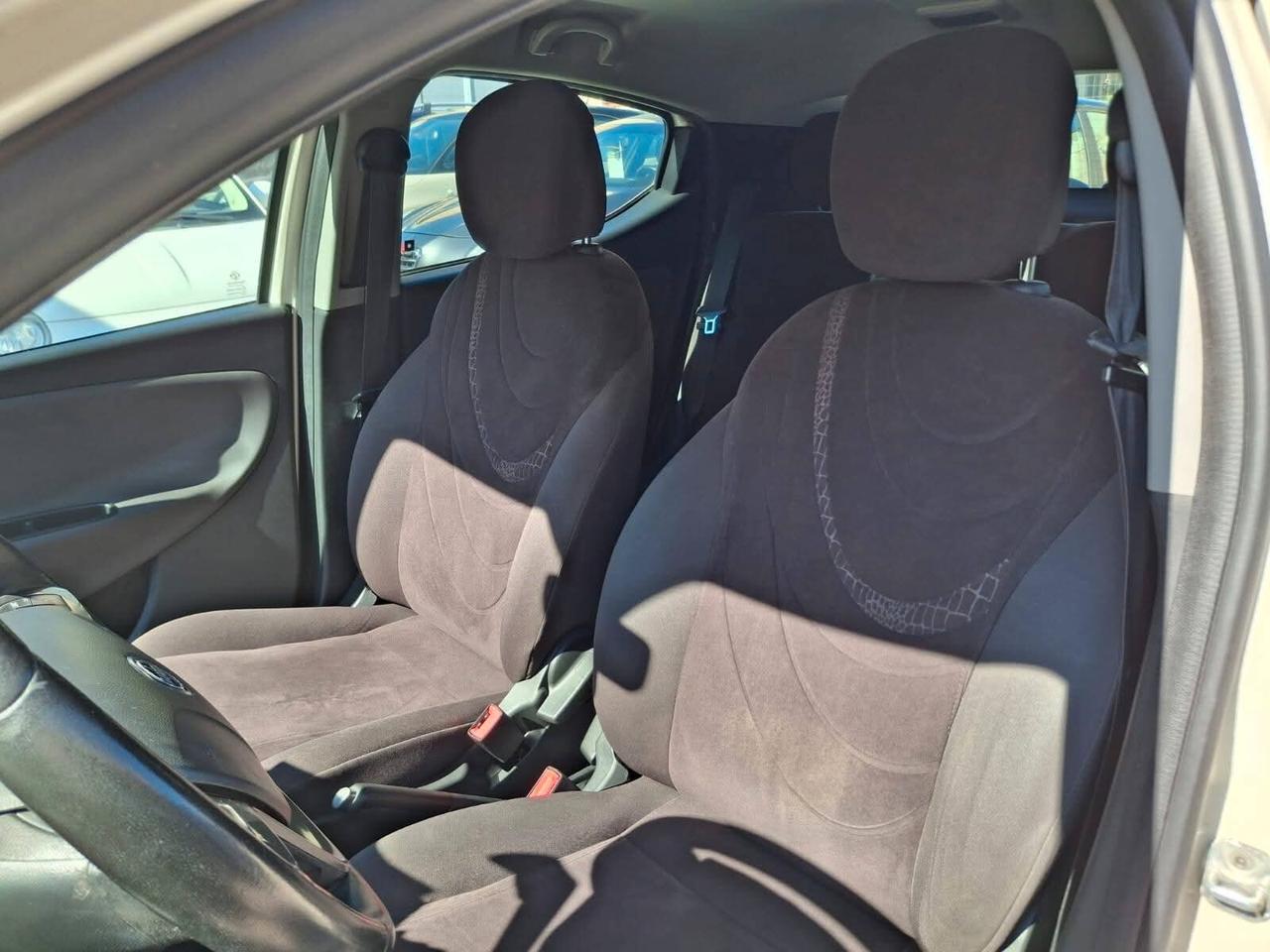 Lancia Ypsilon 1.3 MJT 16V 95 CV 5 porte S&S Gold