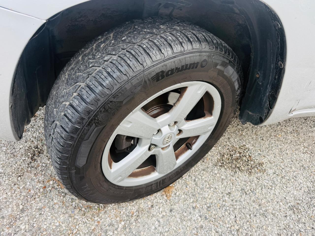 Toyota RAV 4 2.2 D-4D Gancio traino estraibile