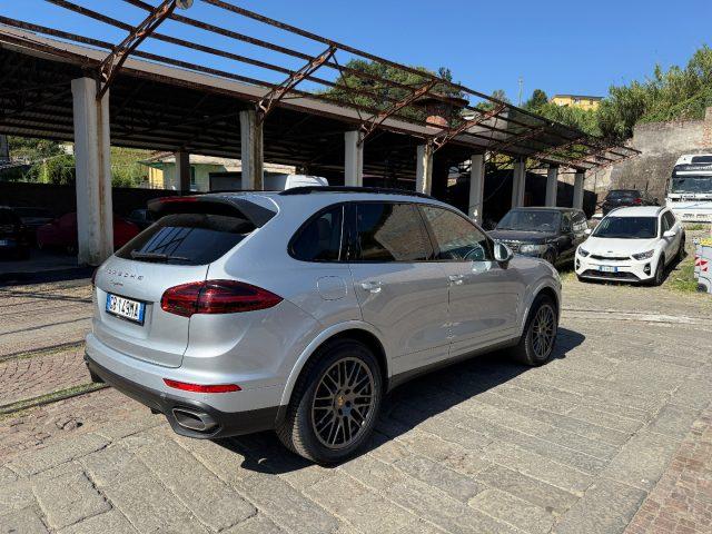 PORSCHE Cayenne PLATINUM EDITION