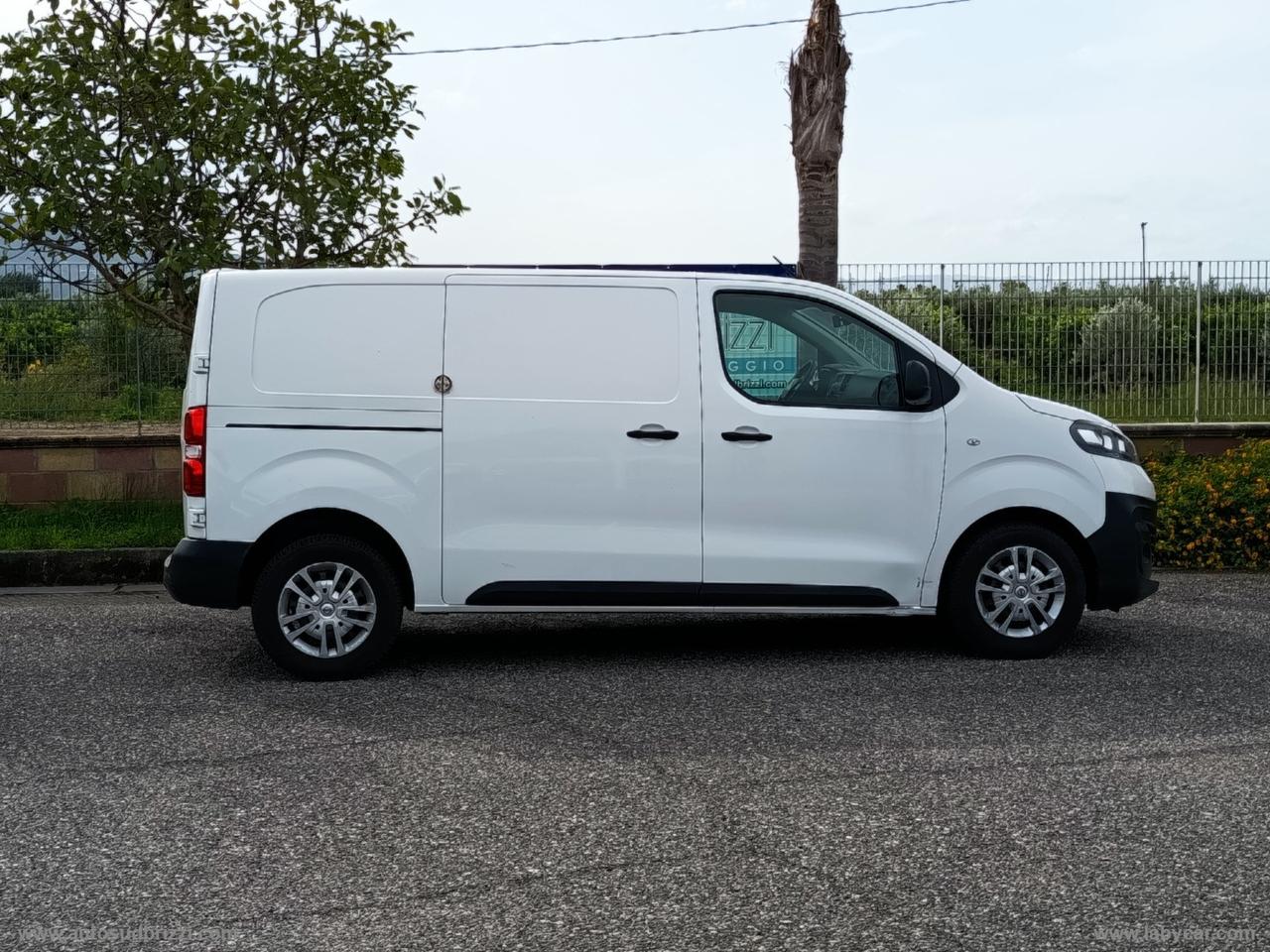 Vivaro 2.0D 120S&S PL-TN M Furg. Enjoy