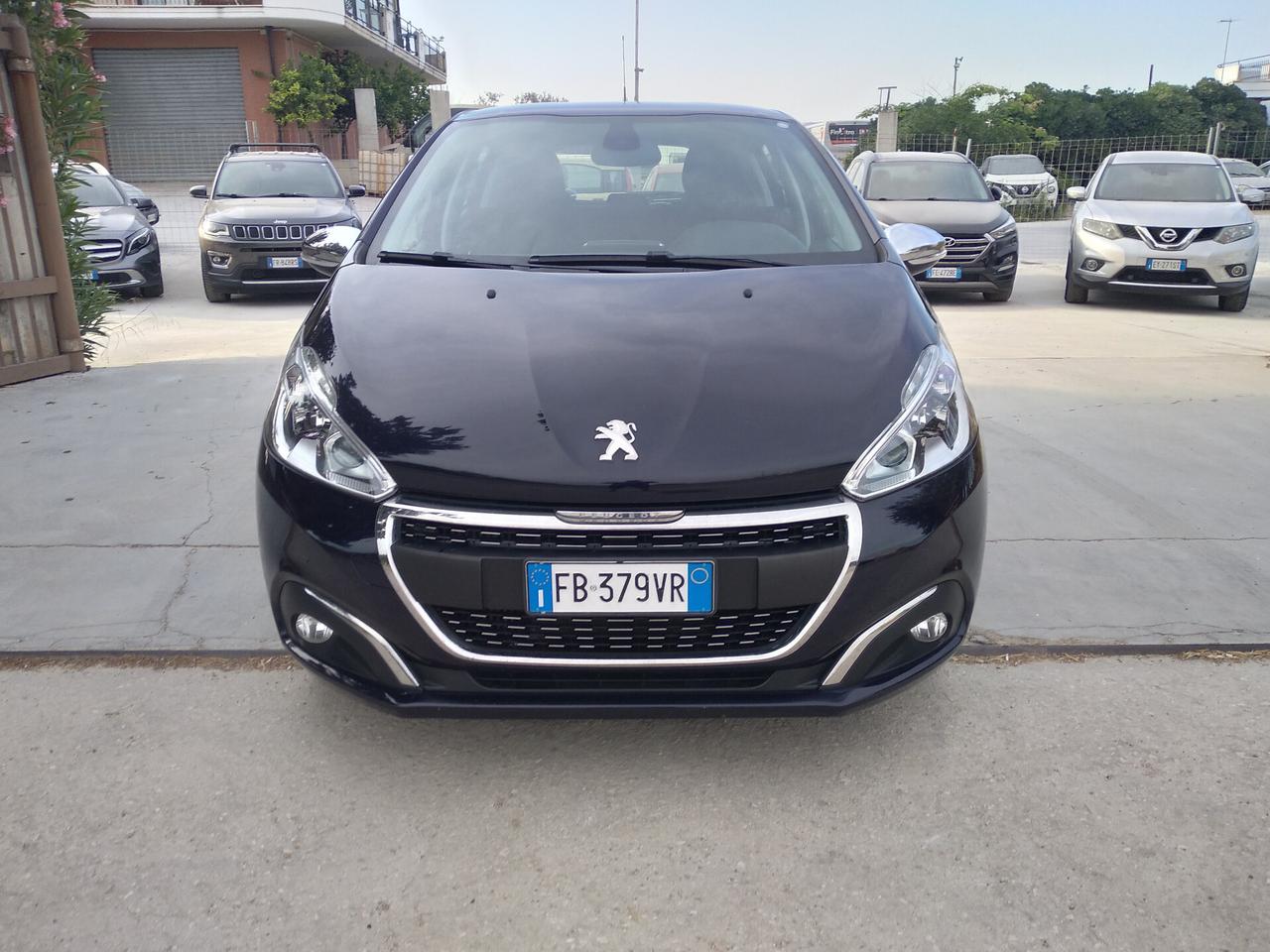 Peugeot 208 BlueHDi 75 5 porte Allure