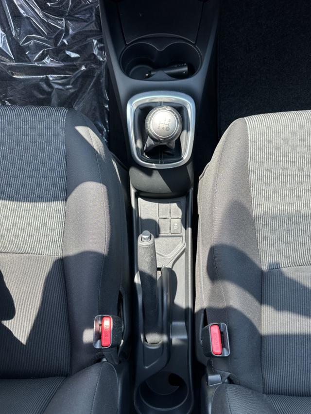 TOYOTA Yaris 1.0 5 porte Active