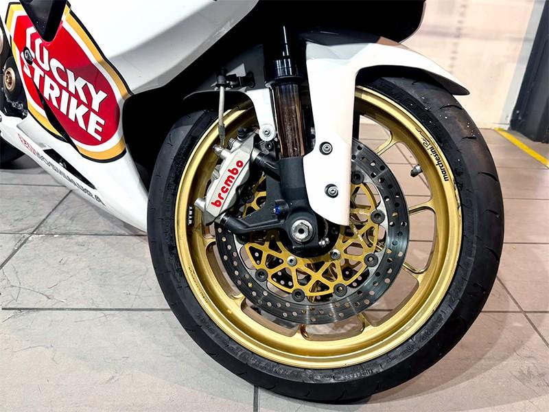 Suzuki GSX-R 750