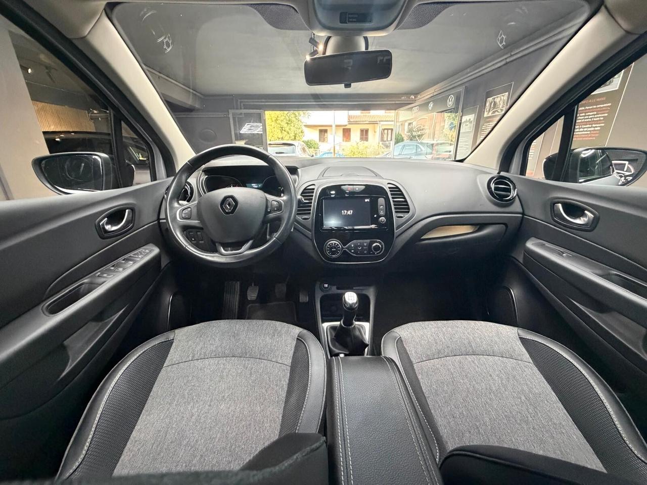 Renault Captur dCi 8V 90 CV EDC Sport Edition