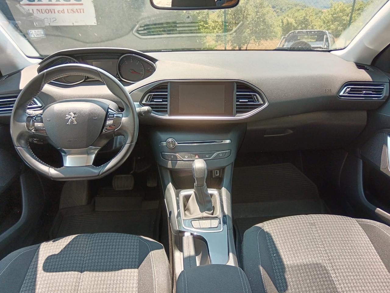 Peugeot 308 1.6 BLUEHDI 120CV NUOVISSIMA