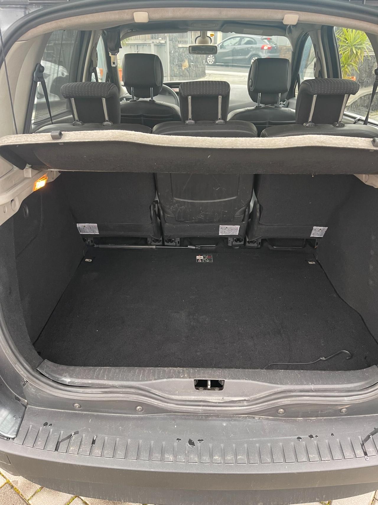 Renault Scenic Scénic X-Mod 1.6 dCi 130CV Luxe