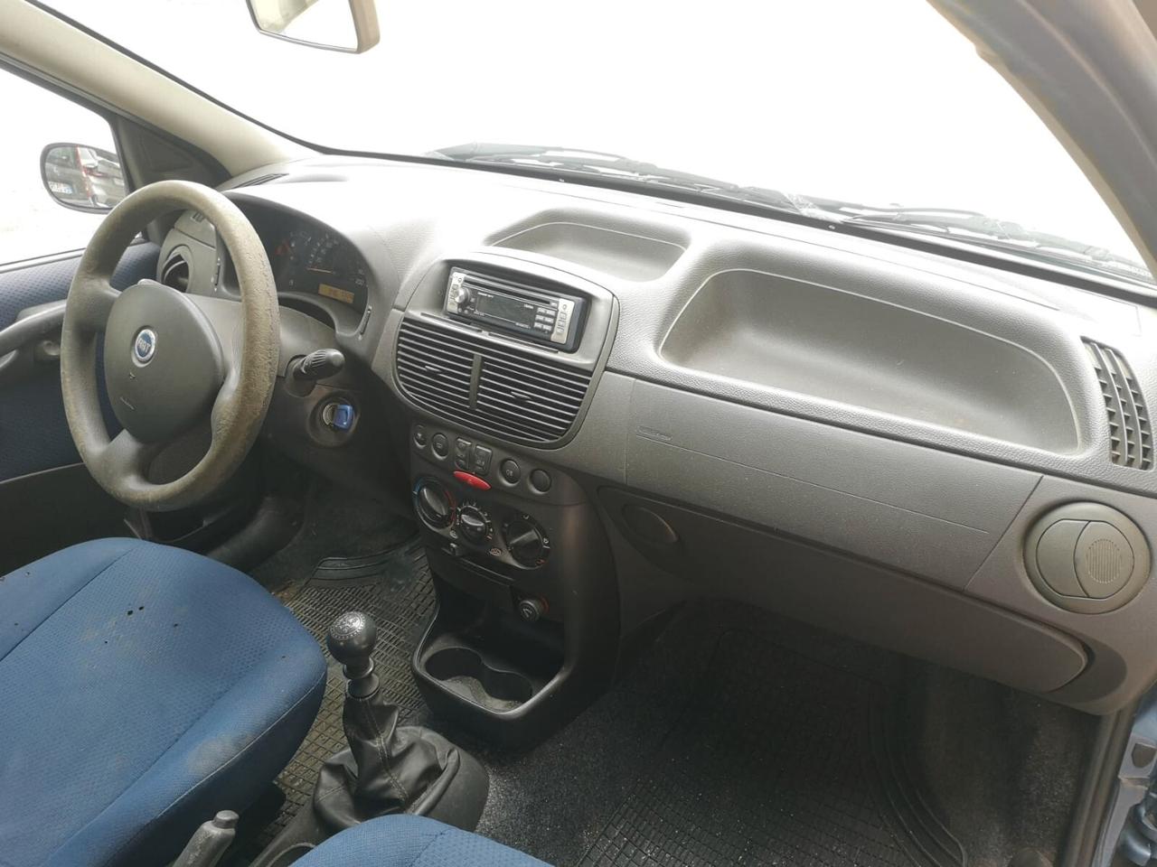 FIAT Punto 1.2 5p. 60 CV Active 90.000 KM CERTIFICATI