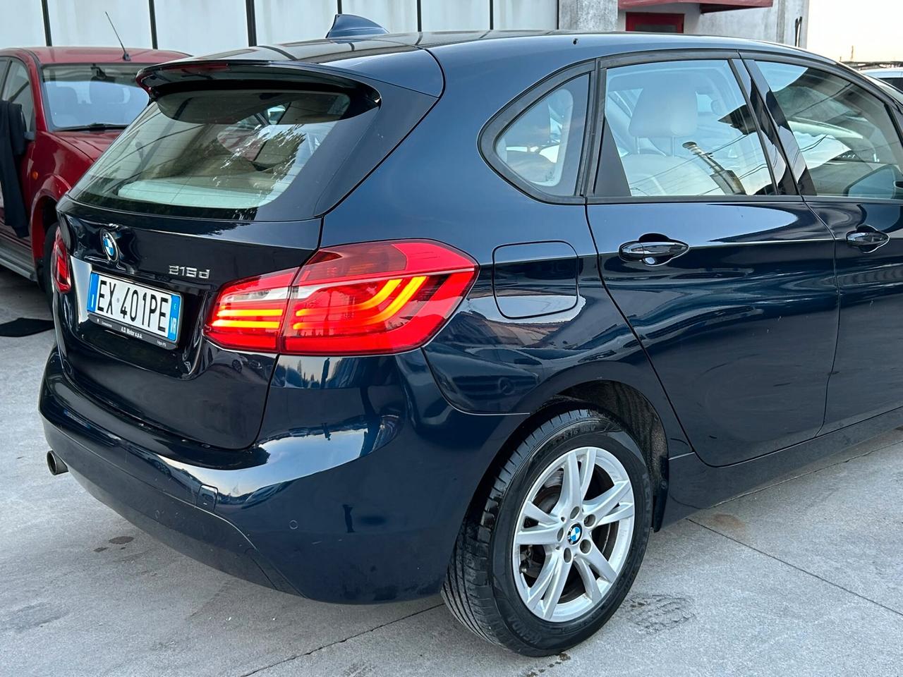 Bmw 216 218d Active Tourer Sport con cambio manuale