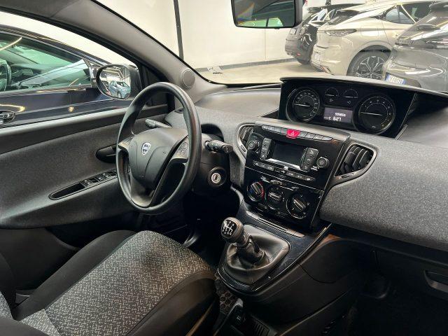 LANCIA Ypsilon 1.0 FireFly 70cv Hybrid Silver Plus