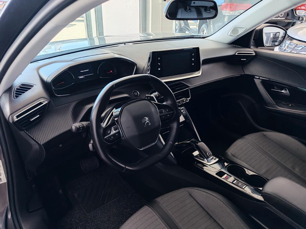 Peugeot 2008 BlueHDi 130 S&S EAT8 Allure 2021