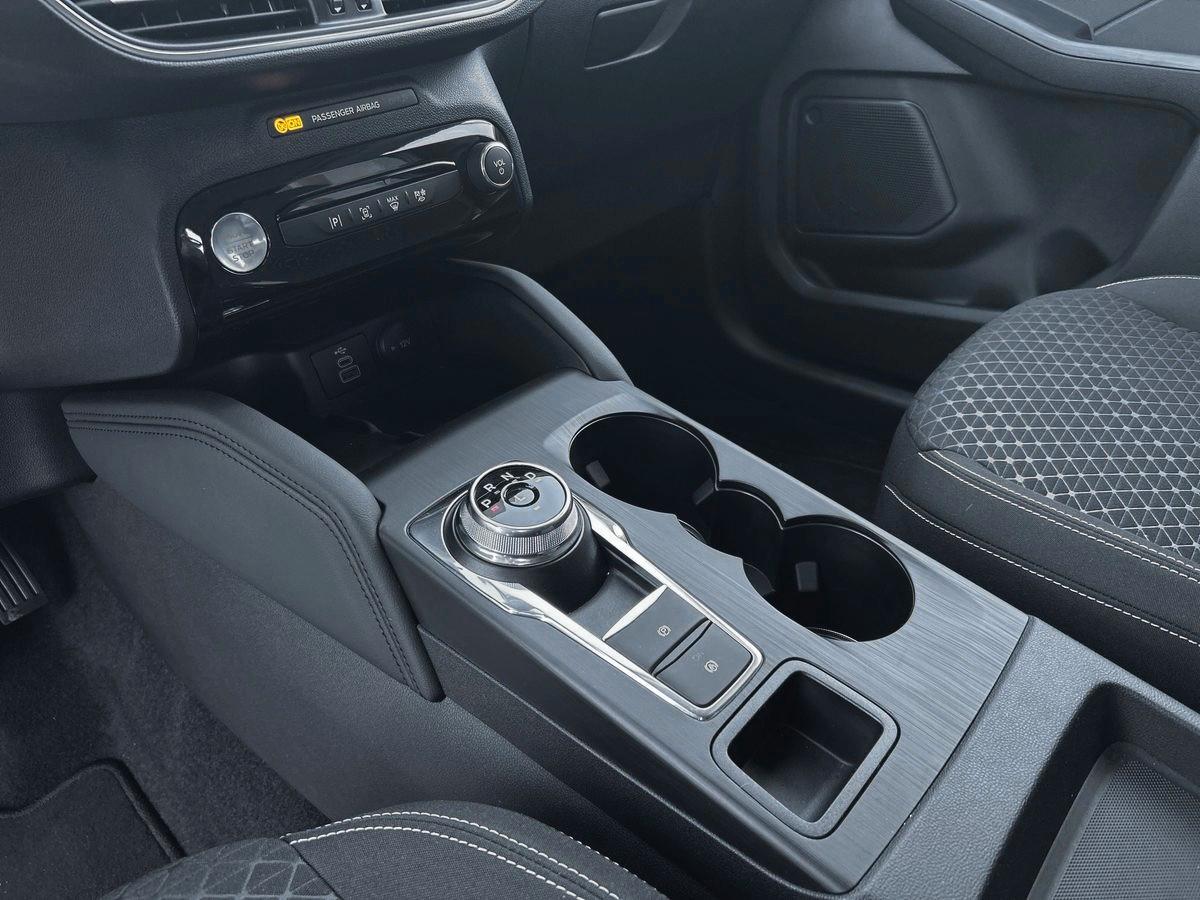 FORD Kuga Titanium2.5 Benzina - Full HybridAutomatica (HF45)Anteriore 2WD