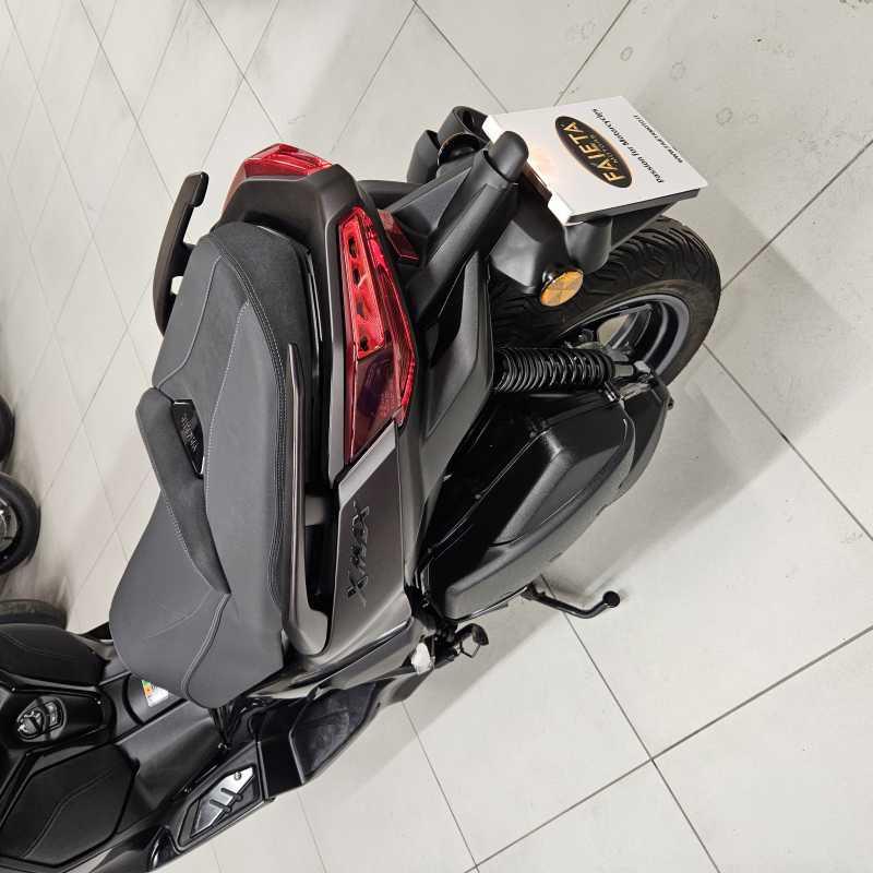 Yamaha X-Max 300 Tech Max - 2025