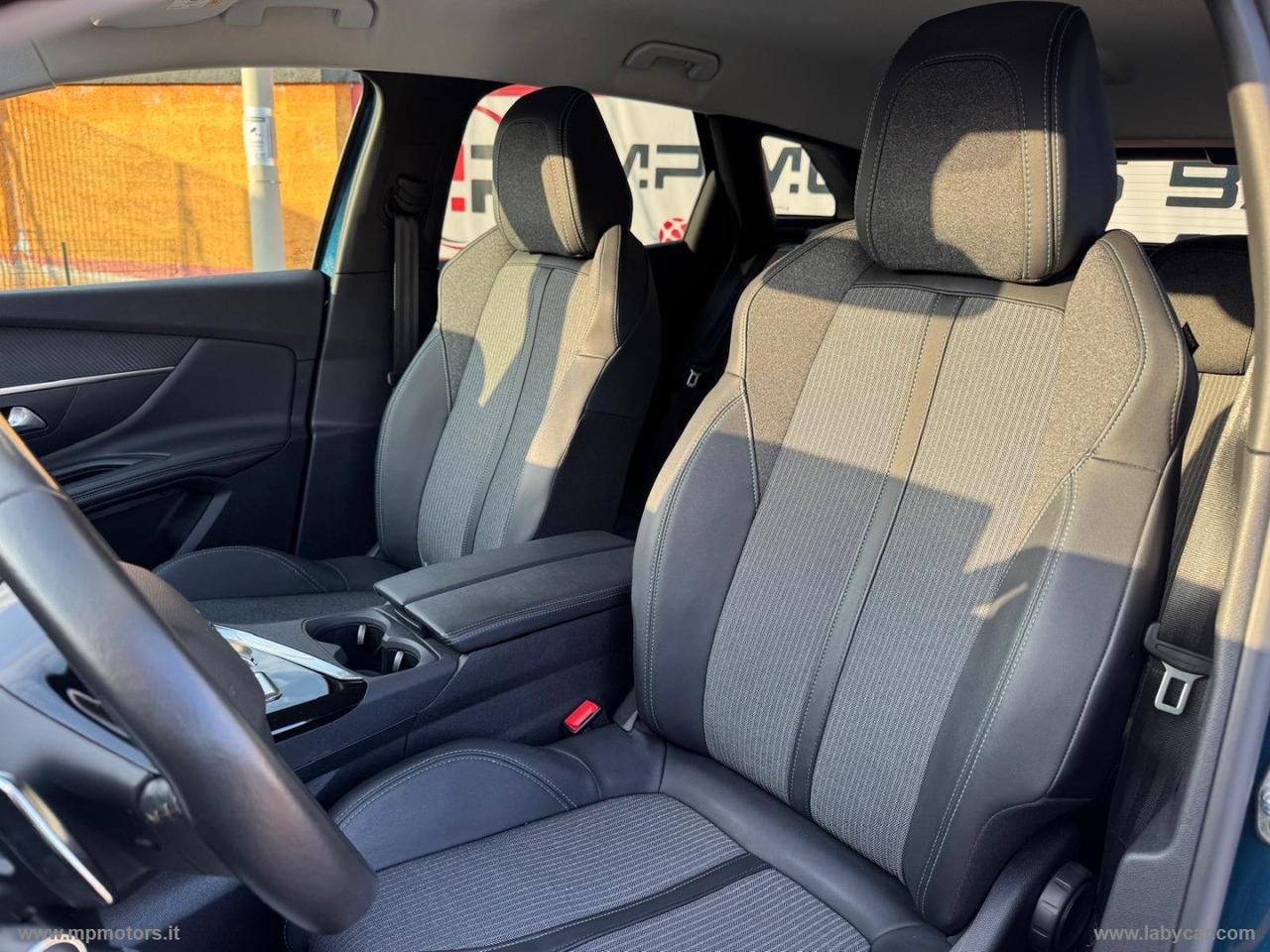 PEUGEOT 3008 ALLURE EAT8 1.5 HDi 130CV AUTOMATICA