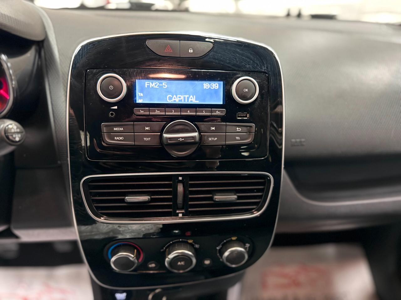 Renault Clio 1.2 75CV 5 porte Intens